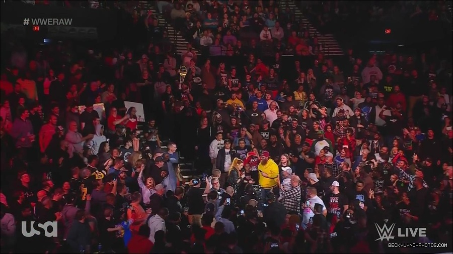 WWE_Monday_Night_Raw_2022_11_28_720p_HDTV_x264-NWCHD_mp4_000333266.jpg