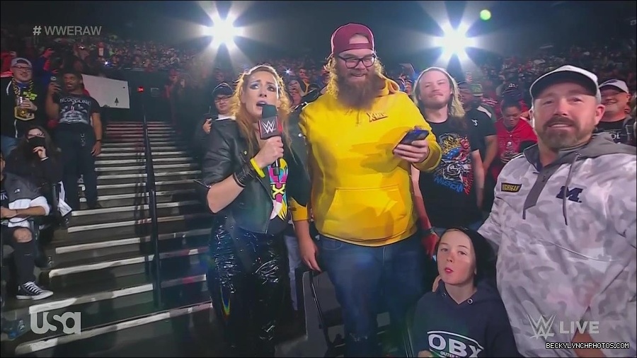 WWE_Monday_Night_Raw_2022_11_28_720p_HDTV_x264-NWCHD_mp4_000338071.jpg