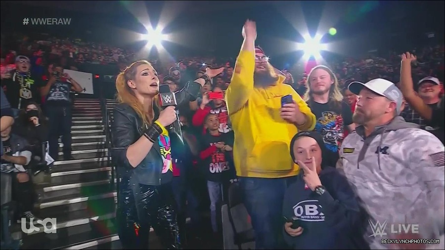 WWE_Monday_Night_Raw_2022_11_28_720p_HDTV_x264-NWCHD_mp4_000342475.jpg