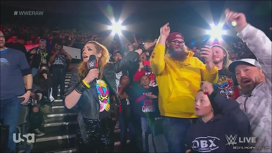 WWE_Monday_Night_Raw_2022_11_28_720p_HDTV_x264-NWCHD_mp4_000343276.jpg