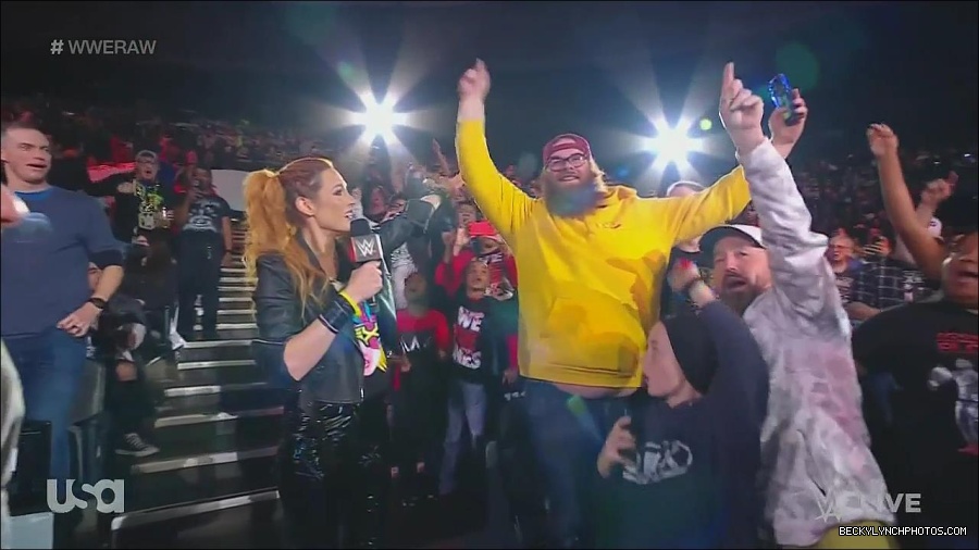WWE_Monday_Night_Raw_2022_11_28_720p_HDTV_x264-NWCHD_mp4_000347280.jpg
