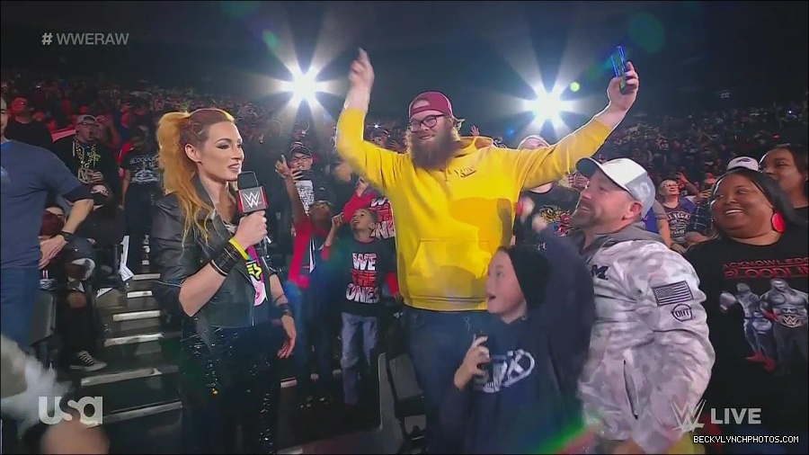 WWE_Monday_Night_Raw_2022_11_28_720p_HDTV_x264-NWCHD_mp4_000350483.jpg