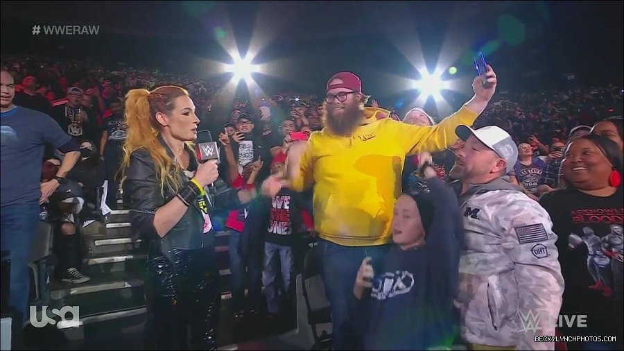 WWE_Monday_Night_Raw_2022_11_28_720p_HDTV_x264-NWCHD_mp4_000350883.jpg