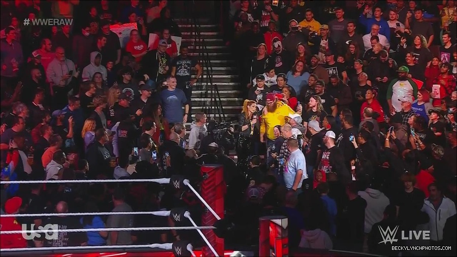 WWE_Monday_Night_Raw_2022_11_28_720p_HDTV_x264-NWCHD_mp4_000361294.jpg