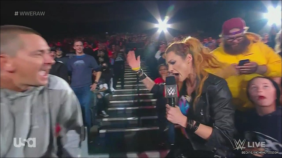 WWE_Monday_Night_Raw_2022_11_28_720p_HDTV_x264-NWCHD_mp4_000370103.jpg