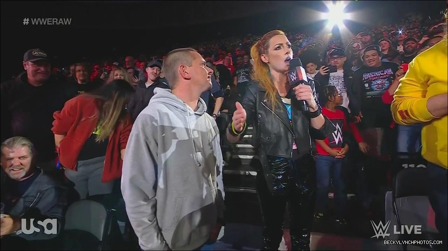 WWE_Monday_Night_Raw_2022_11_28_720p_HDTV_x264-NWCHD_mp4_000378111.jpg