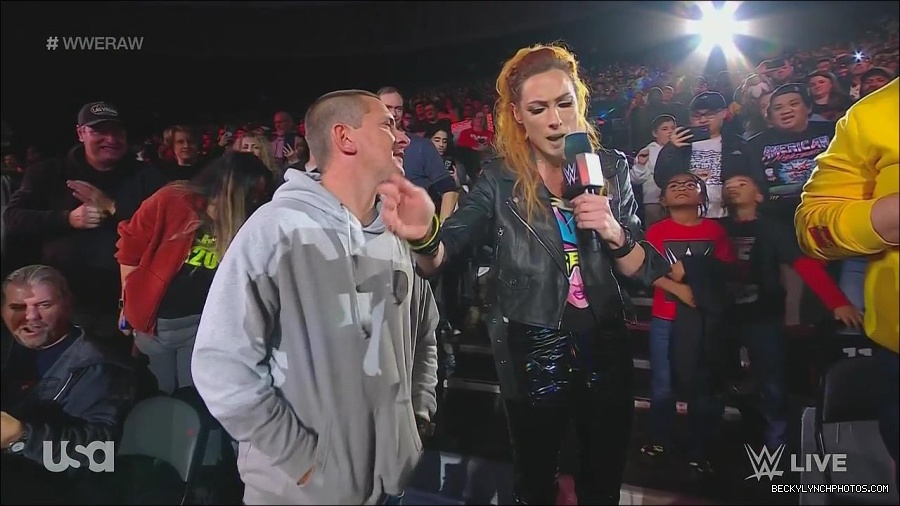 WWE_Monday_Night_Raw_2022_11_28_720p_HDTV_x264-NWCHD_mp4_000379312.jpg