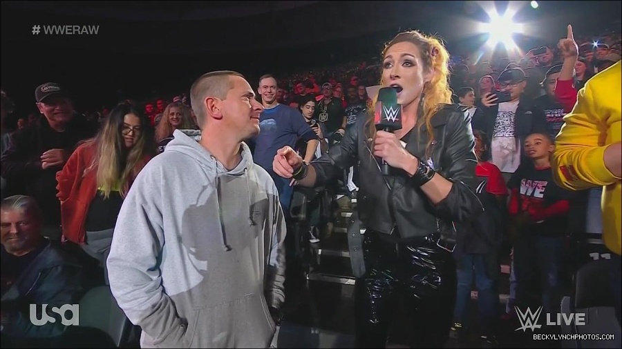 WWE_Monday_Night_Raw_2022_11_28_720p_HDTV_x264-NWCHD_mp4_000381314.jpg