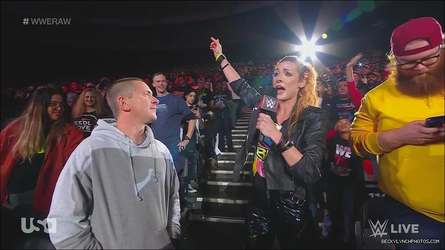 WWE_Monday_Night_Raw_2022_11_28_720p_HDTV_x264-NWCHD_mp4_000383316.jpg