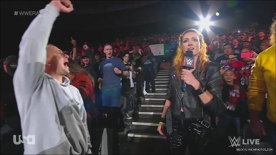 WWE_Monday_Night_Raw_2022_11_28_720p_HDTV_x264-NWCHD_mp4_000386919.jpg