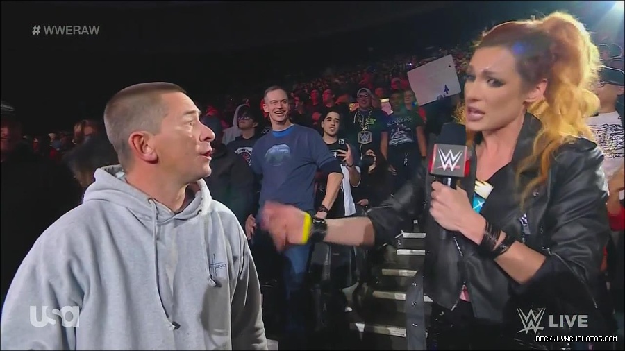 WWE_Monday_Night_Raw_2022_11_28_720p_HDTV_x264-NWCHD_mp4_000391724.jpg