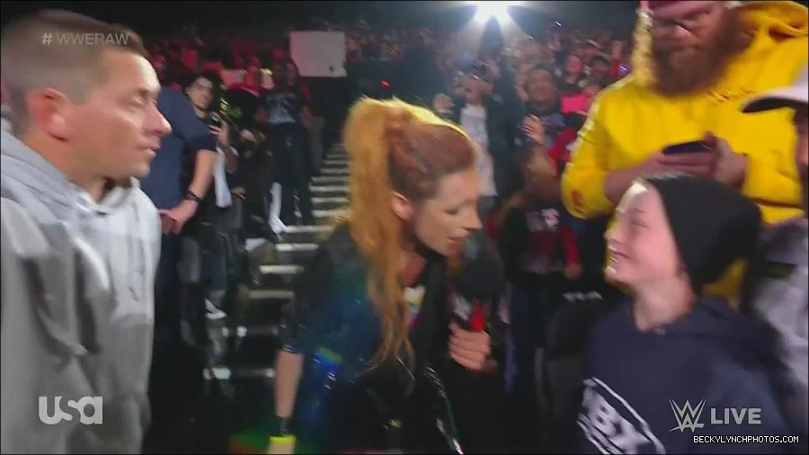 WWE_Monday_Night_Raw_2022_11_28_720p_HDTV_x264-NWCHD_mp4_000394527.jpg