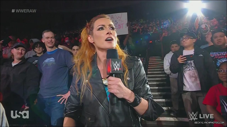 WWE_Monday_Night_Raw_2022_11_28_720p_HDTV_x264-NWCHD_mp4_000410543.jpg