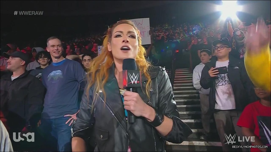 WWE_Monday_Night_Raw_2022_11_28_720p_HDTV_x264-NWCHD_mp4_000410943.jpg