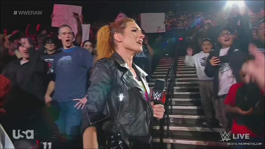 WWE_Monday_Night_Raw_2022_11_28_720p_HDTV_x264-NWCHD_mp4_000418951.jpg