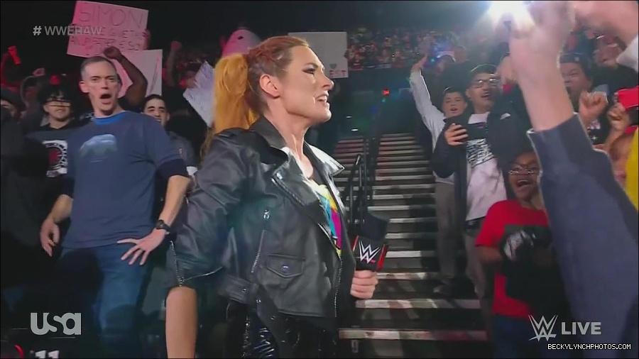 WWE_Monday_Night_Raw_2022_11_28_720p_HDTV_x264-NWCHD_mp4_000419352.jpg