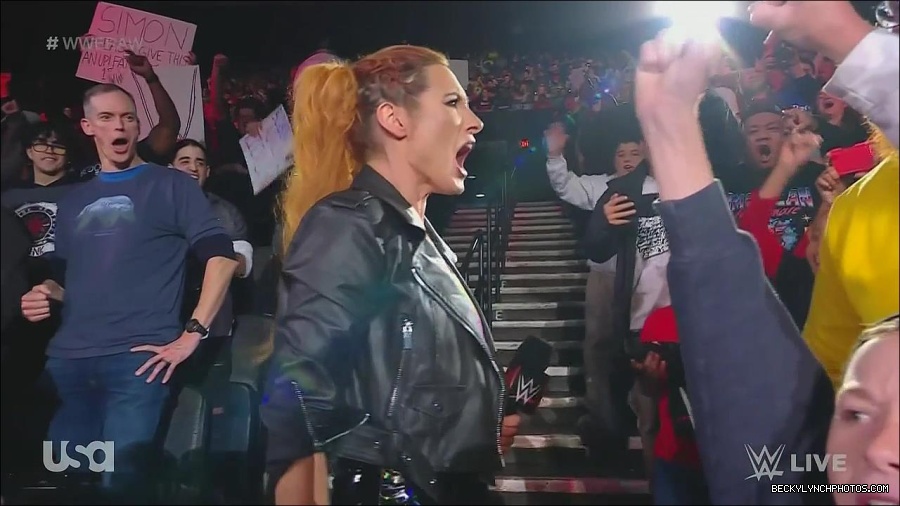 WWE_Monday_Night_Raw_2022_11_28_720p_HDTV_x264-NWCHD_mp4_000419752.jpg