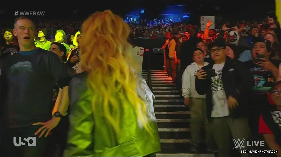 WWE_Monday_Night_Raw_2022_11_28_720p_HDTV_x264-NWCHD_mp4_000433366.jpg