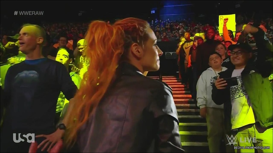 WWE_Monday_Night_Raw_2022_11_28_720p_HDTV_x264-NWCHD_mp4_000434167.jpg