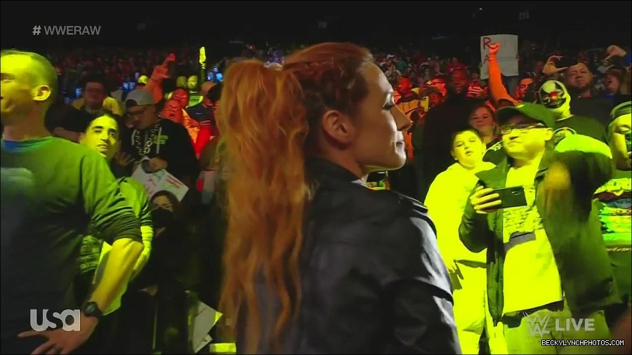 WWE_Monday_Night_Raw_2022_11_28_720p_HDTV_x264-NWCHD_mp4_000434567.jpg