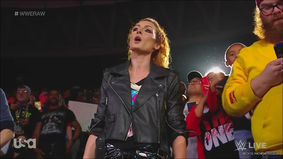 WWE_Monday_Night_Raw_2022_11_28_720p_HDTV_x264-NWCHD_mp4_000547914.jpg