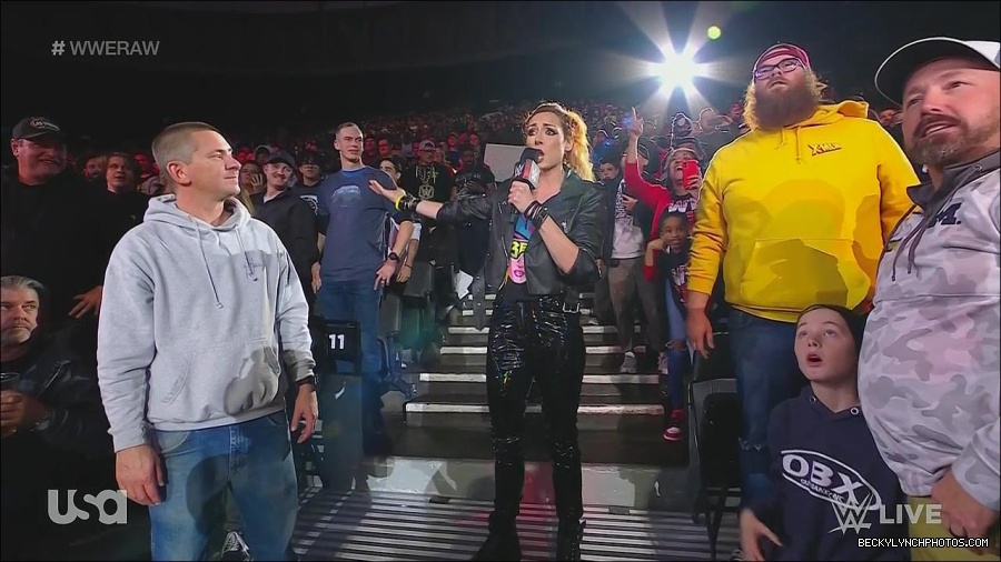 WWE_Monday_Night_Raw_2022_11_28_720p_HDTV_x264-NWCHD_mp4_000581547.jpg