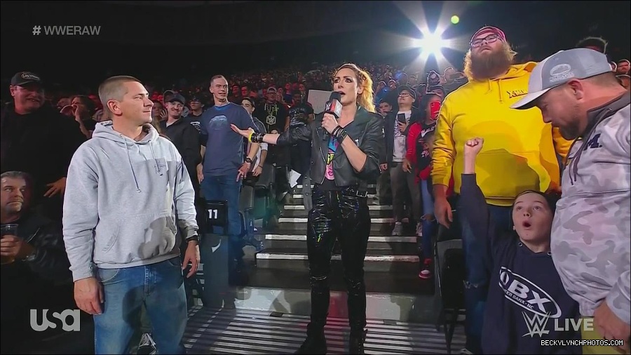 WWE_Monday_Night_Raw_2022_11_28_720p_HDTV_x264-NWCHD_mp4_000582348.jpg