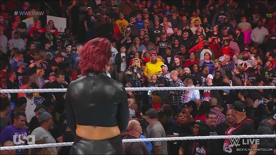 WWE_Monday_Night_Raw_2022_11_28_720p_HDTV_x264-NWCHD_mp4_000594760.jpg