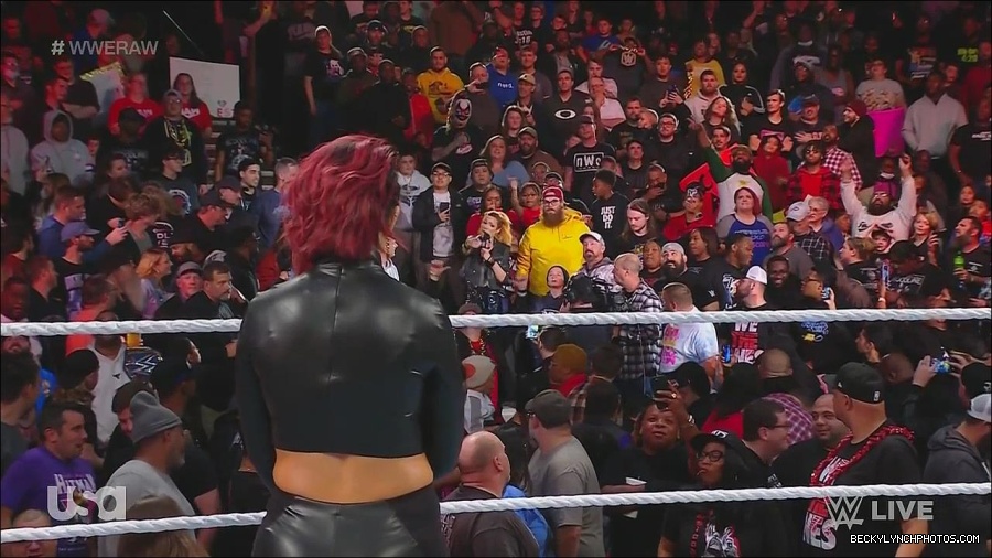 WWE_Monday_Night_Raw_2022_11_28_720p_HDTV_x264-NWCHD_mp4_000595161.jpg
