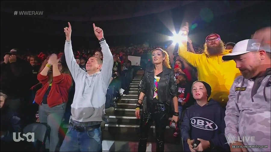 WWE_Monday_Night_Raw_2022_11_28_720p_HDTV_x264-NWCHD_mp4_000601968.jpg