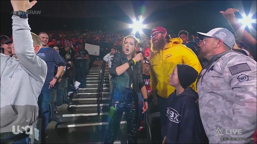 WWE_Monday_Night_Raw_2022_11_28_720p_HDTV_x264-NWCHD_mp4_000612778.jpg