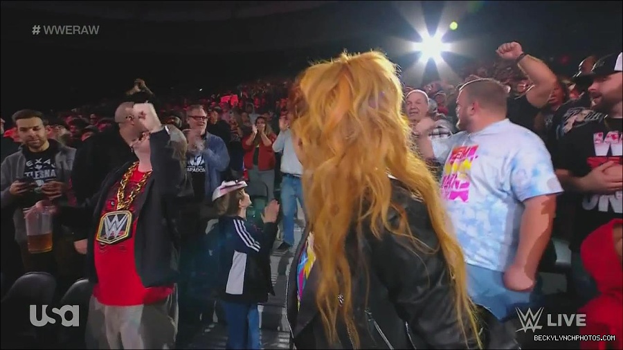 WWE_Monday_Night_Raw_2022_11_28_720p_HDTV_x264-NWCHD_mp4_000621187.jpg