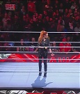 WWE_Monday_Night_Raw_2022_11_28_720p_HDTV_x264-NWCHD_mp4_000225558.jpg