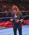 WWE_Monday_Night_Raw_2022_11_28_720p_HDTV_x264-NWCHD_mp4_000251985.jpg