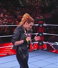 WWE_Monday_Night_Raw_2022_11_28_720p_HDTV_x264-NWCHD_mp4_000253186.jpg
