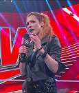 WWE_Monday_Night_Raw_2022_11_28_720p_HDTV_x264-NWCHD_mp4_000257190.jpg