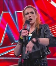 WWE_Monday_Night_Raw_2022_11_28_720p_HDTV_x264-NWCHD_mp4_000287220.jpg