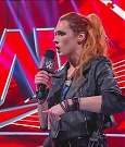 WWE_Monday_Night_Raw_2022_11_28_720p_HDTV_x264-NWCHD_mp4_000288821.jpg