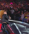 WWE_Monday_Night_Raw_2022_11_28_720p_HDTV_x264-NWCHD_mp4_000302035.jpg