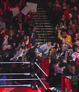 WWE_Monday_Night_Raw_2022_11_28_720p_HDTV_x264-NWCHD_mp4_000322055.jpg