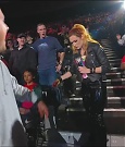 WWE_Monday_Night_Raw_2022_11_28_720p_HDTV_x264-NWCHD_mp4_000372505.jpg
