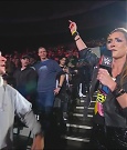 WWE_Monday_Night_Raw_2022_11_28_720p_HDTV_x264-NWCHD_mp4_000384117.jpg