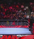 WWE_Monday_Night_Raw_2022_11_28_720p_HDTV_x264-NWCHD_mp4_000426159.jpg