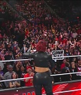 WWE_Monday_Night_Raw_2022_11_28_720p_HDTV_x264-NWCHD_mp4_000506672.jpg