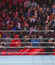 WWE_Monday_Night_Raw_2022_11_28_720p_HDTV_x264-NWCHD_mp4_000553519.jpg