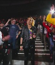 WWE_Monday_Night_Raw_2022_11_28_720p_HDTV_x264-NWCHD_mp4_000571137.jpg