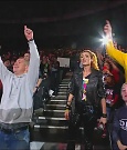 WWE_Monday_Night_Raw_2022_11_28_720p_HDTV_x264-NWCHD_mp4_000601567.jpg