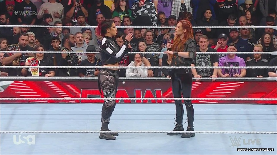 WWE_Monday_Night_Raw_2022_12_05_720p_HDTV_x264-NWCHD_mp4_001809203.jpg