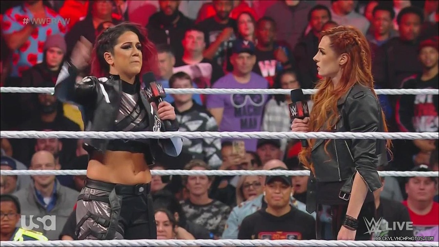 WWE_Monday_Night_Raw_2022_12_05_720p_HDTV_x264-NWCHD_mp4_001836830.jpg