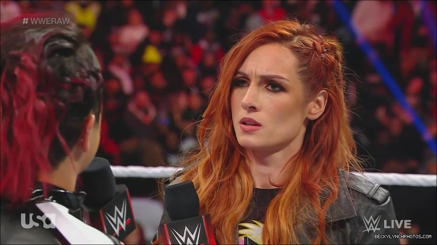 WWE_Monday_Night_Raw_2022_12_05_720p_HDTV_x264-NWCHD_mp4_001842436.jpg